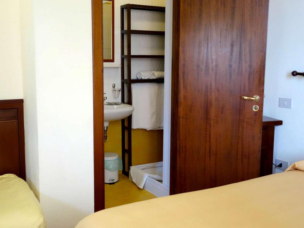 Bed And Breakfast Sorriso Taormine Chambre photo